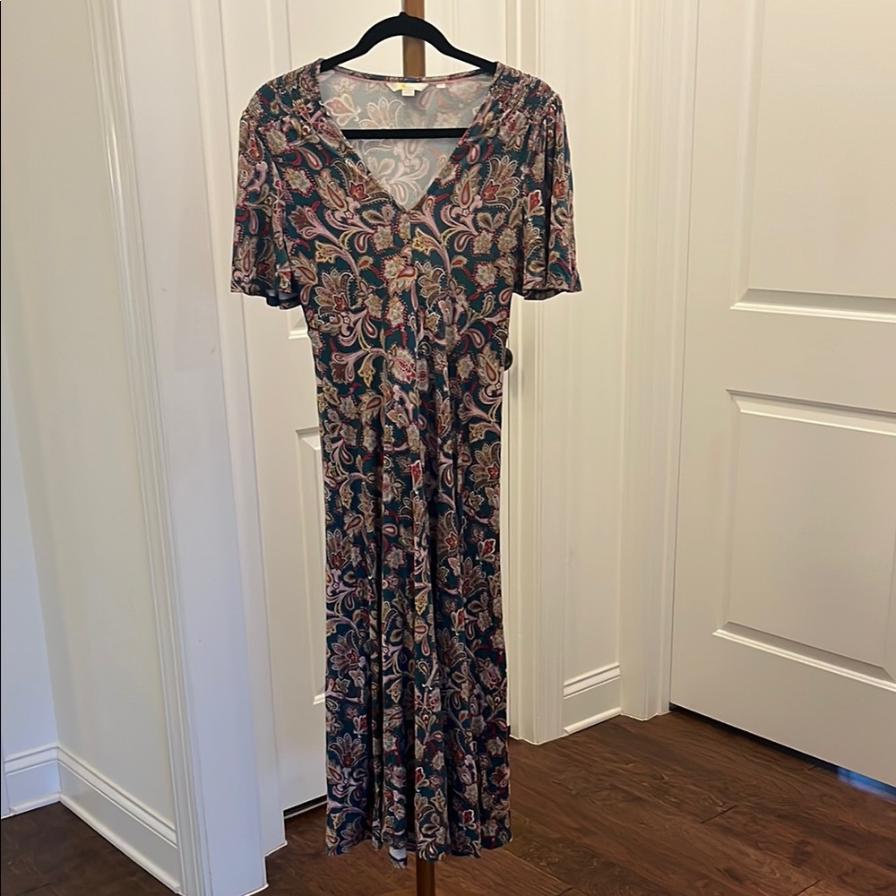 Floral V-Neck Maxi Dress